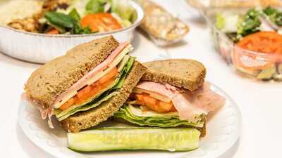 Fargo's Deli Of Course