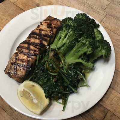 Gino's Trattoria & Brick Oven Pizza