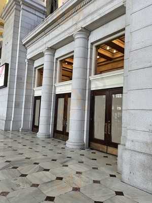 Laduree Union Station