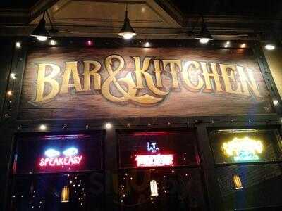 The Square Bar & Kitchen