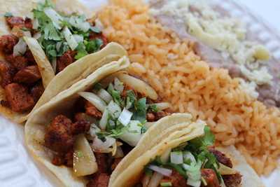 Santo Domingo Taqueria