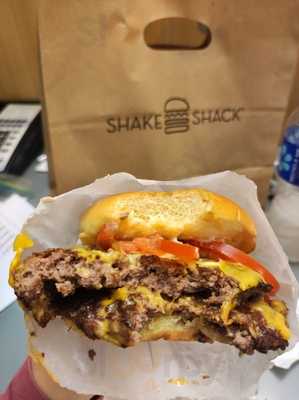 Shake Shack Fulton Transit Ctr - Manhattan