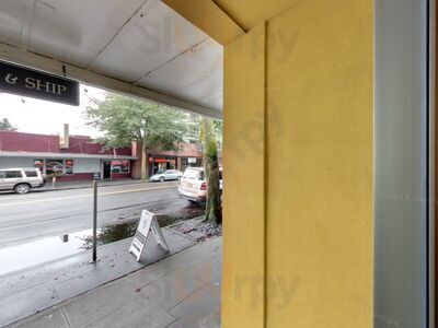 Greenwood Sip And Ship