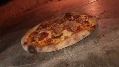 Stix 'n Brix Wood Fired Pizza