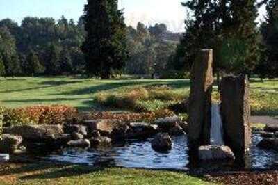 Billy Baroo's At Foster Golf Links