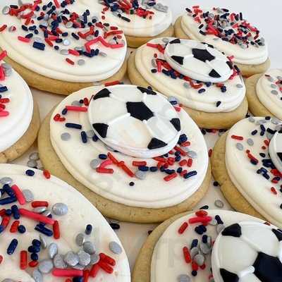 Alley's Cakes & Pies