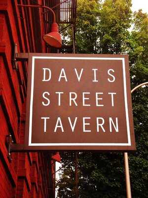 Davis Street Tavern