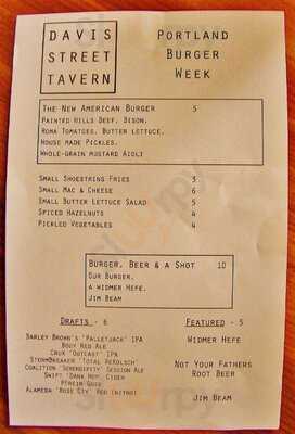 Davis Street Tavern
