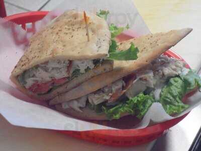 Tups Sandwiches / Zucchiatti Gelato