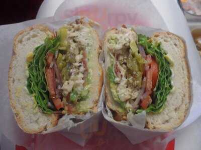 Tups Sandwiches / Zucchiatti Gelato