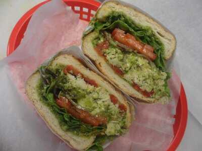 Tups Sandwiches / Zucchiatti Gelato