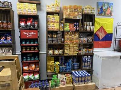 Oiga, Mire, Vea Colombian Cuisine