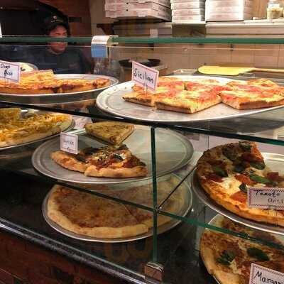 Benny's Brick Oven Pizza