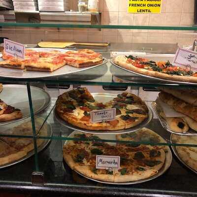 Benny's Brick Oven Pizza