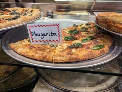 Benny's Brick Oven Pizza