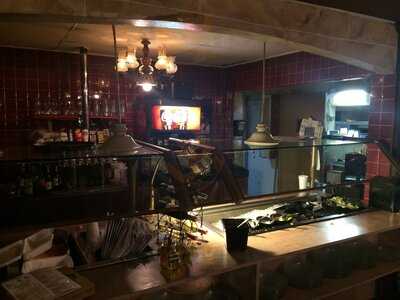 Etna Restaurant & Pizza House