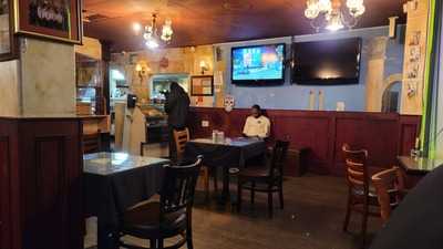 Etna Restaurant & Pizza House