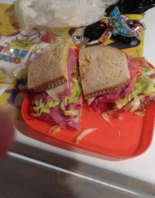 Pazzo Pazzo Pizzeria Restaurant