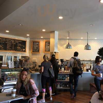 Beacon Coffee & Pantry