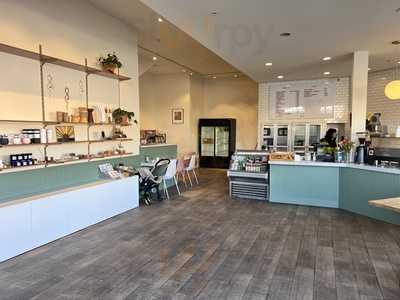 Beacon Coffee & Pantry