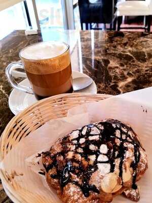 Le Paris Coffee And Pastry