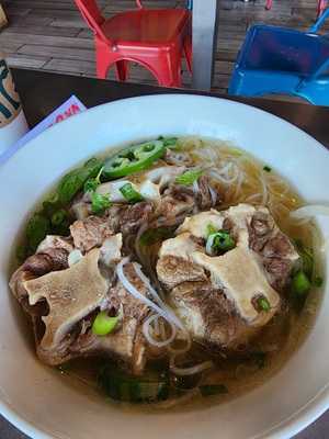 Shank And Bone Restaurant