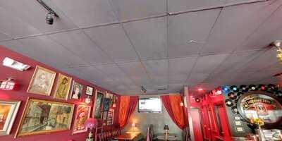 A Pizza Mart Bar & Grill