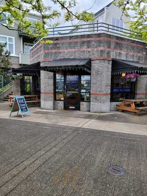 Upstream Coffee & Eatery