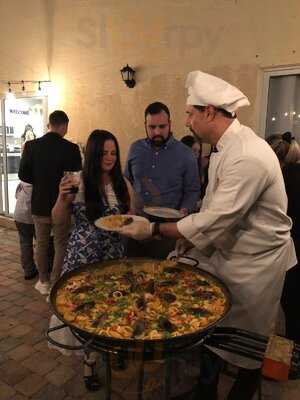 Paellas R Us