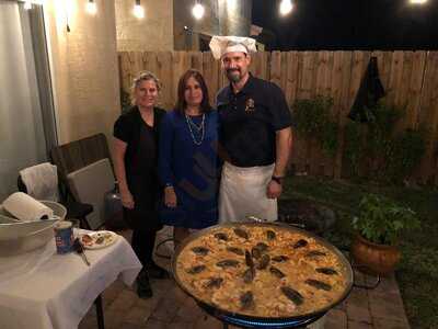 Paellas R Us
