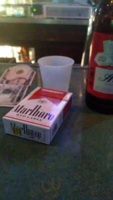 Nellie Glenns Saloon