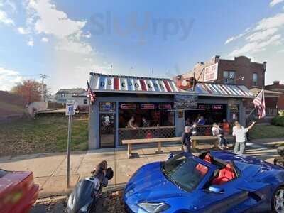 Nellie Glenns Saloon