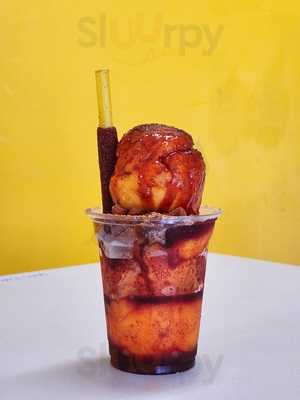 Senor Mango Ice Cream & Fruit