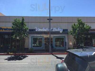 Wonderland Bakery