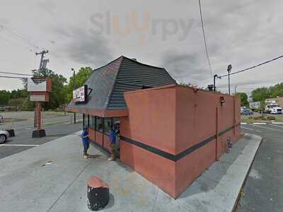 Oneway Smokehouse & Grill