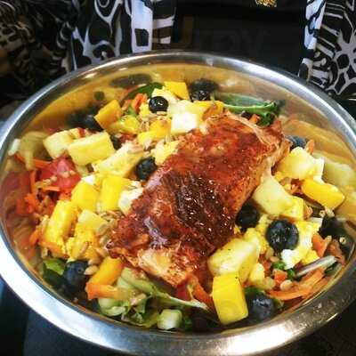 2n1 Salad Bar & Grill