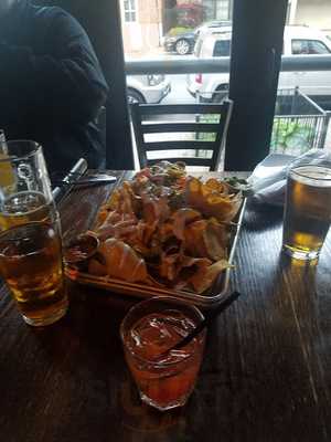 The Diag Bar & Grill