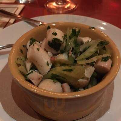 Otto Enoteca E Pizzera