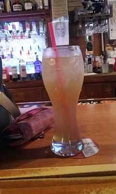 Lakewood Bar & Grill