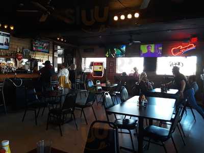 Lakewood Bar & Grill