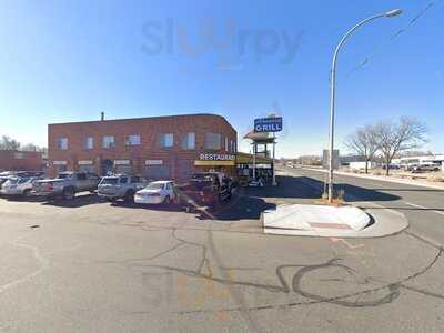 Lakewood Bar & Grill