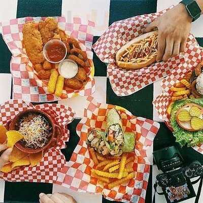 Rico's Hotdogs And Burgers