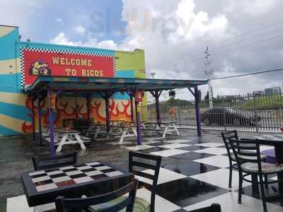 Rico's Hotdogs And Burgers