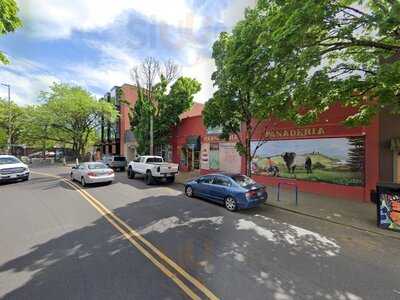 Tienda Y Panaderia Santa Cruz