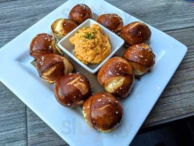 Knotty Barrel - Rancho Penasquitos