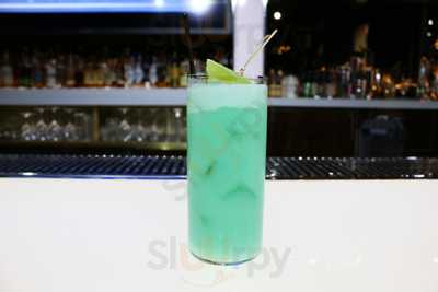 Born And Raised Craft Pub