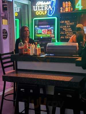 Born And Raised Craft Pub