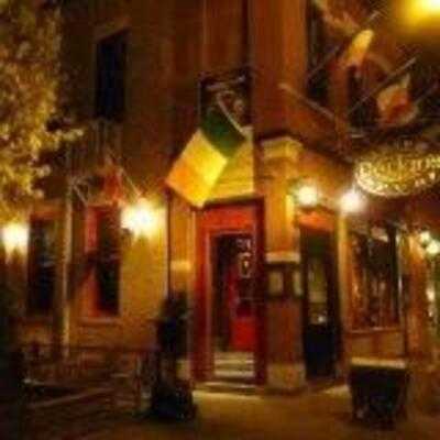 Declan's Irish Pub