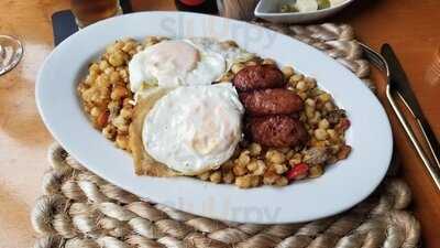 Restaurant At 33 Hancock