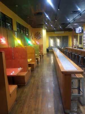 Restaurant At 33 Hancock